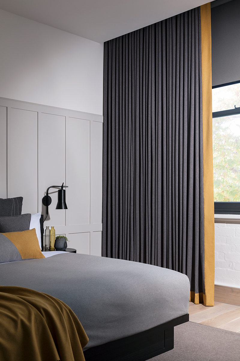 Blockout Wavefold Curtains with Banding