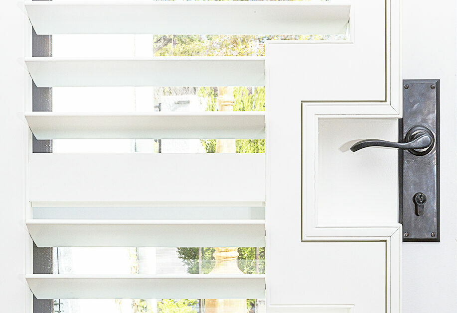 Shutter_01 Shutters on door